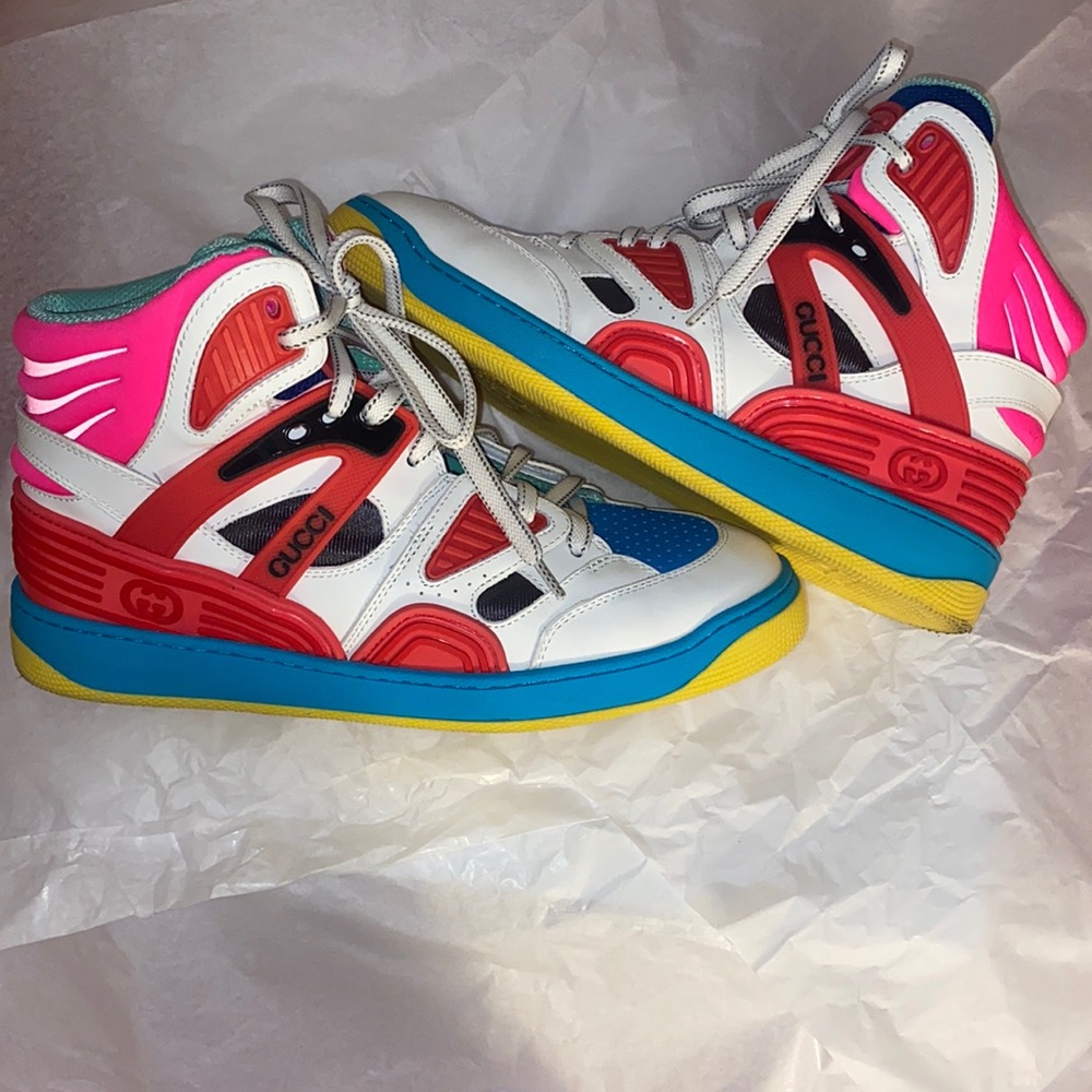 🔴 Gucci Sneakers!!! HOT ITEM!!!